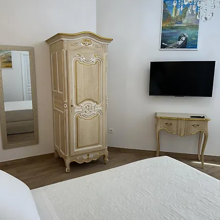 Cosy Du Cloitre Daire Narbonne